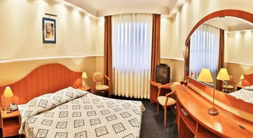 Hotel photo 2