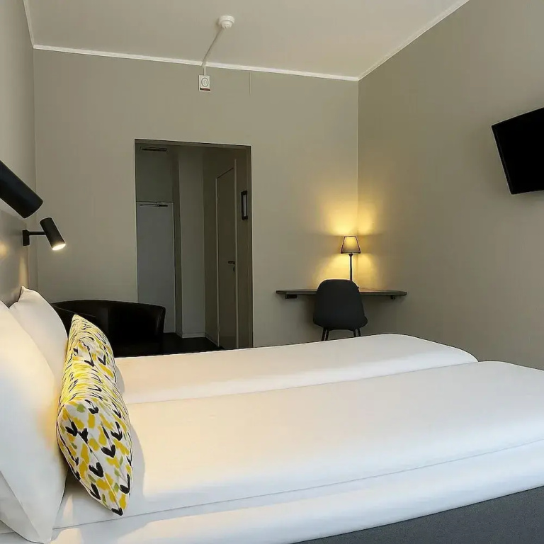 Economy Double room (twin beds)