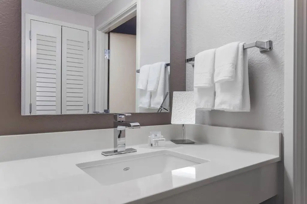 Courtyard by Marriott Tampa Brandon - Chambres