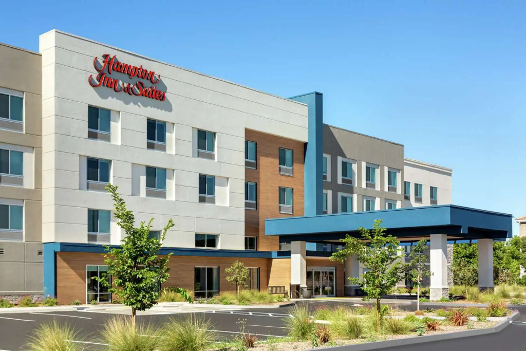 Hampton Inn & Suites Oroville