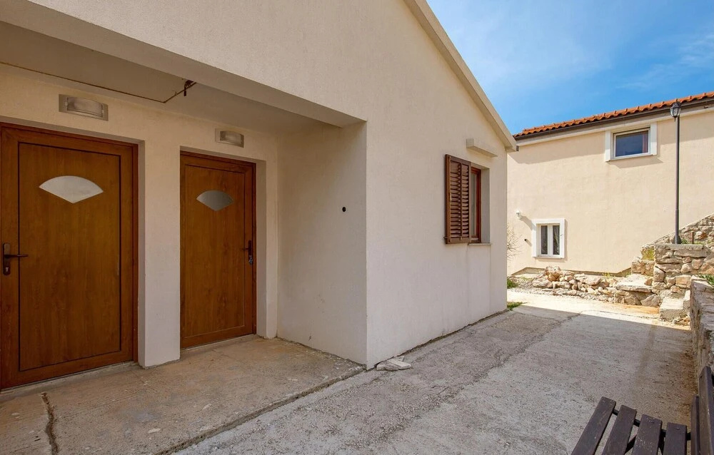 Beautiful Apartment in Baric Draga With 1 Bedrooms and Wifi