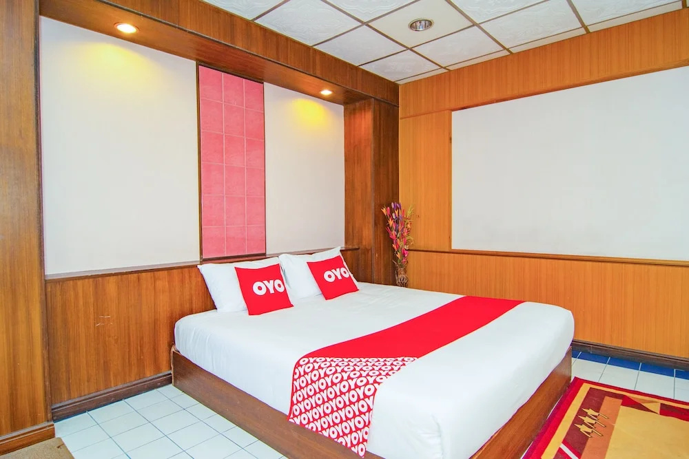 Premier room