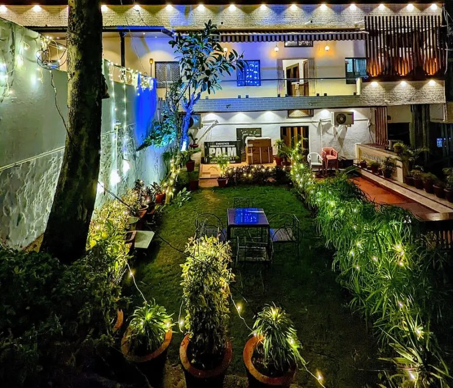 OYO 13553 Palm Residency