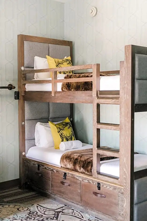 Moxy Santa Barbara - Chambres