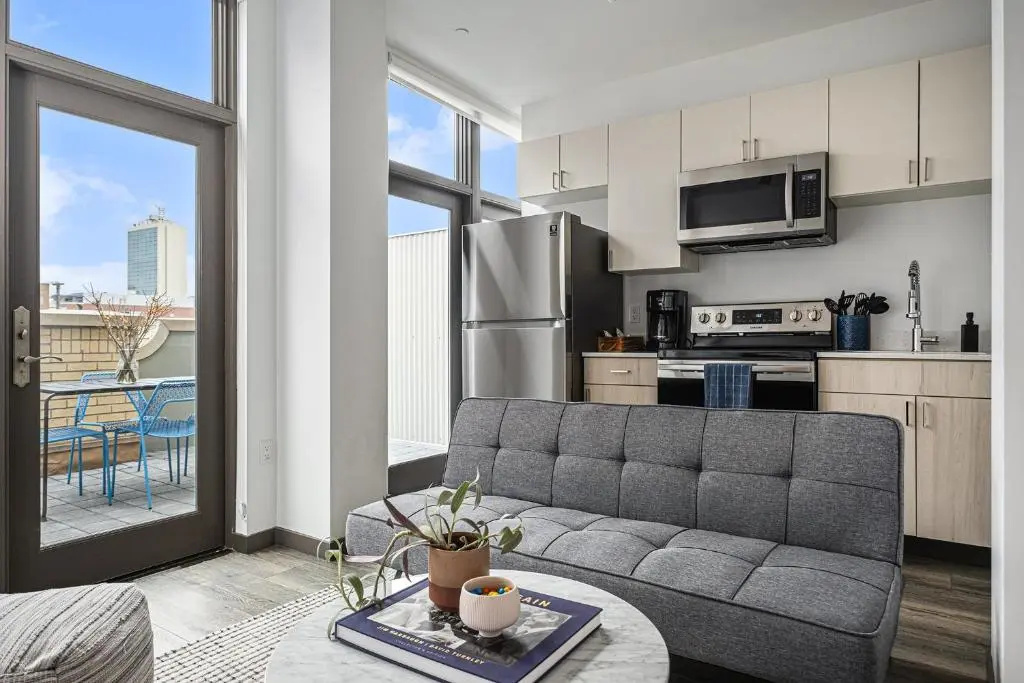 Apartment with balcony
