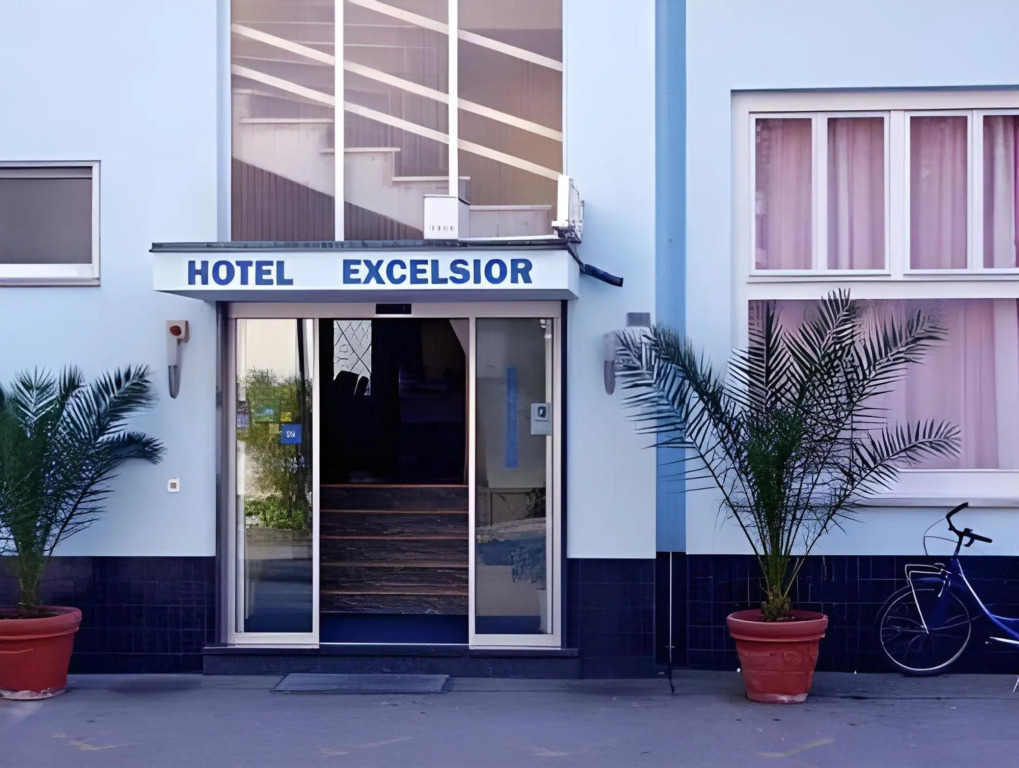 Hotel Excelsior Locarno by null