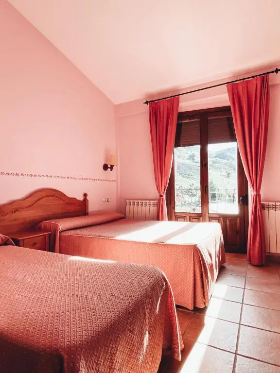 Standard Double room (twin beds)