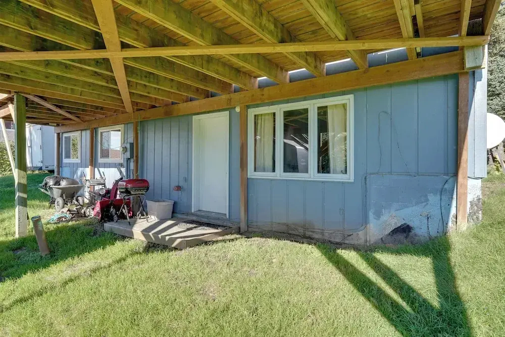 Fish & Hike! Home Base for Kachemak Bay Adventures — фото 5