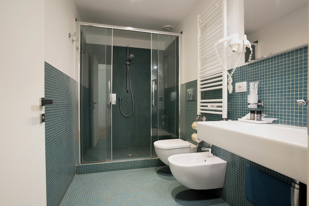 Hotel photo 36