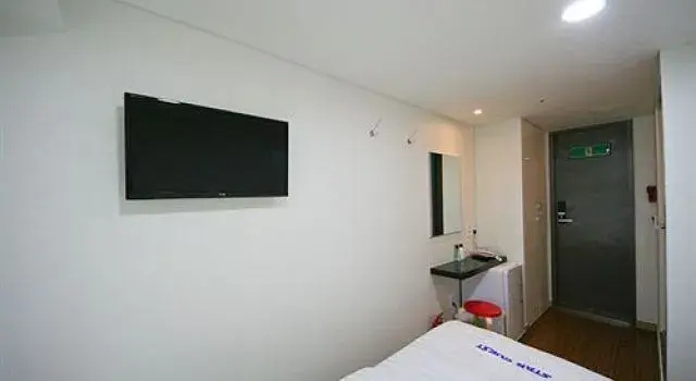 Star Guest House