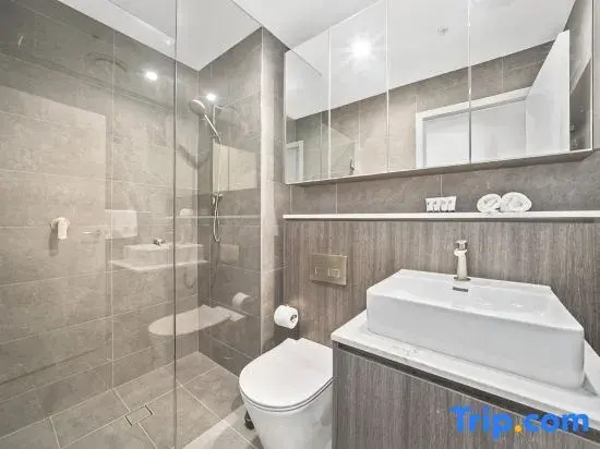 City&Bridge View 2 Bed+Study in Homebush