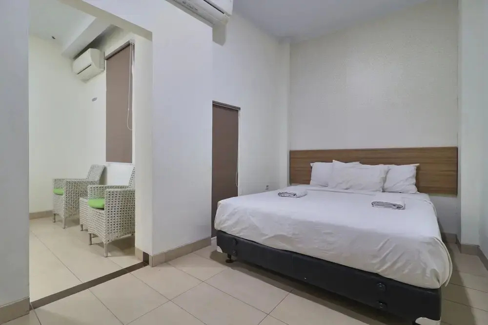 Grand room