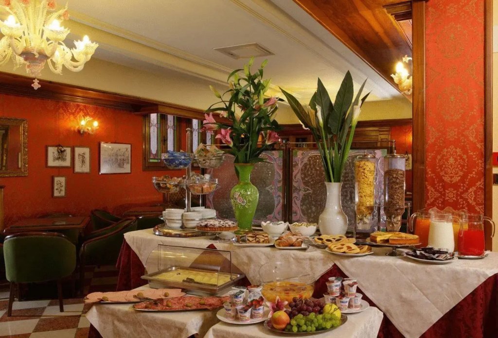 Hotel photo 15