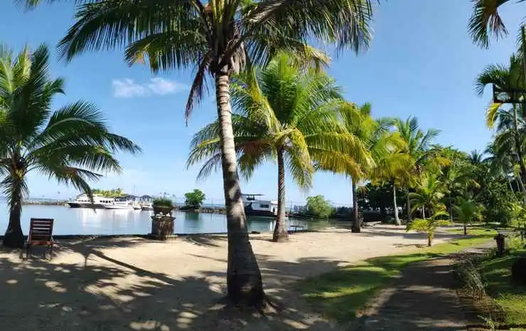 Beach & Waterfront