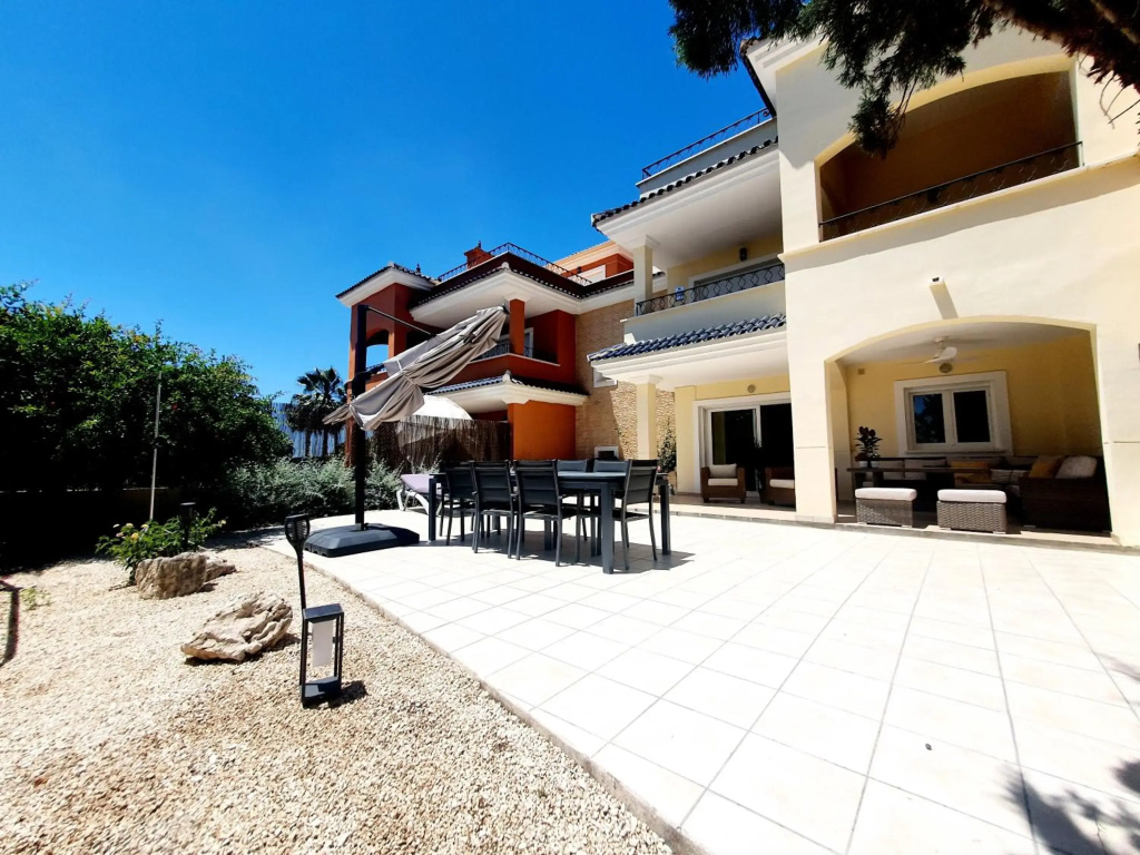 Precioso Bajo gran terraza y piscinas Altaona Golf