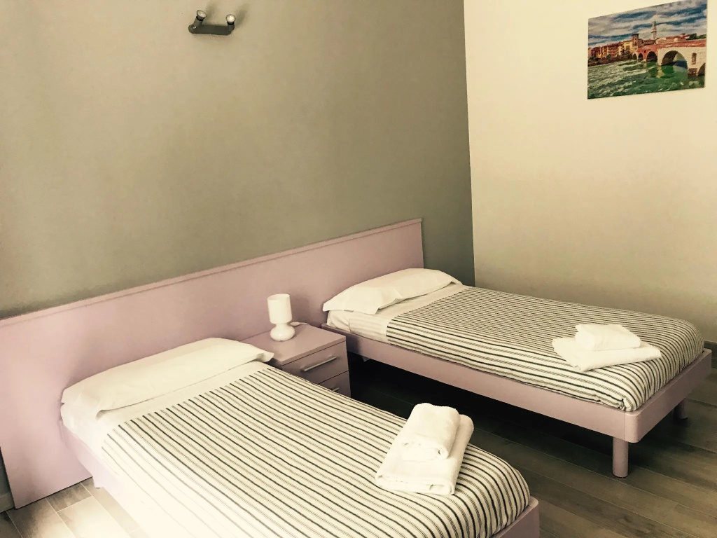 Standard Double room (full double bed)