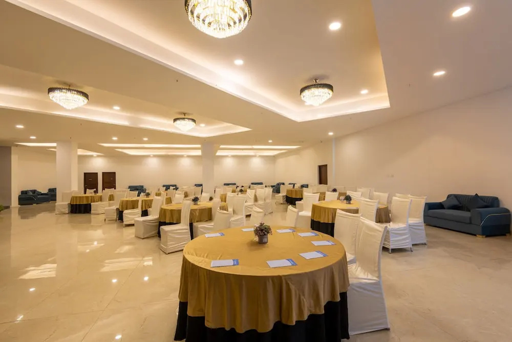 Coral Resort and Spa, Centrally Heated Mountain Side Resort, Manali