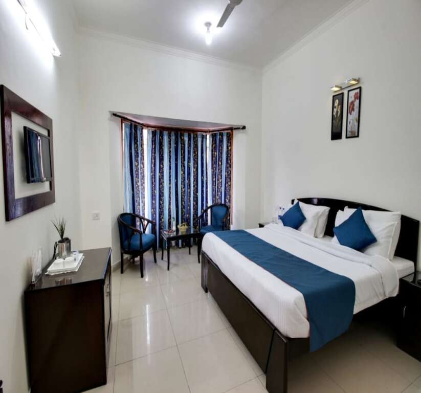 Отель Silver Tree Inn, фото 2