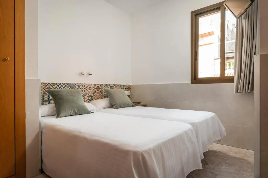 Economy Double room (twin beds)