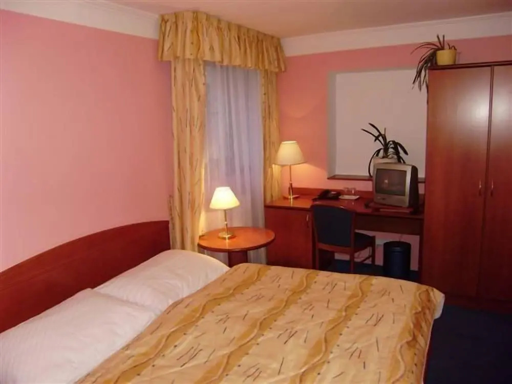 Hotel Anna - Chambres