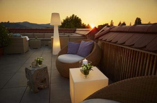 Balcony & Terrace