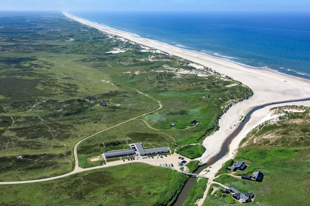 Beach & Waterfront