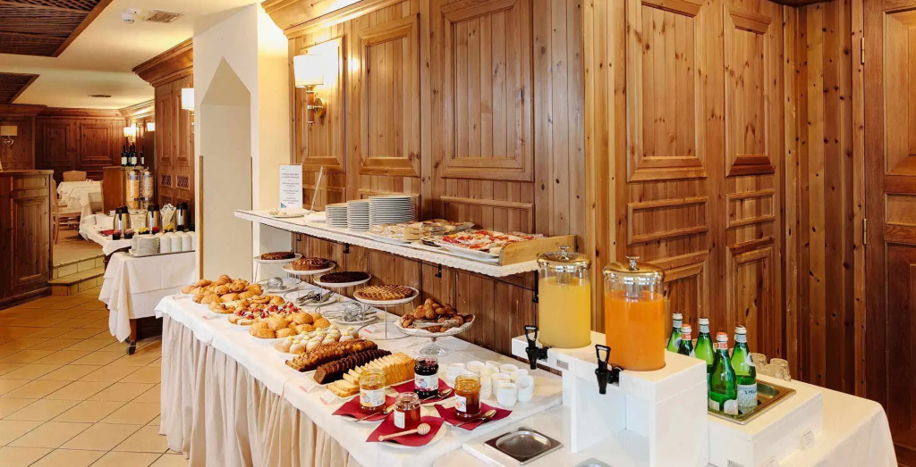 Hotel Alaska Cortina - Général