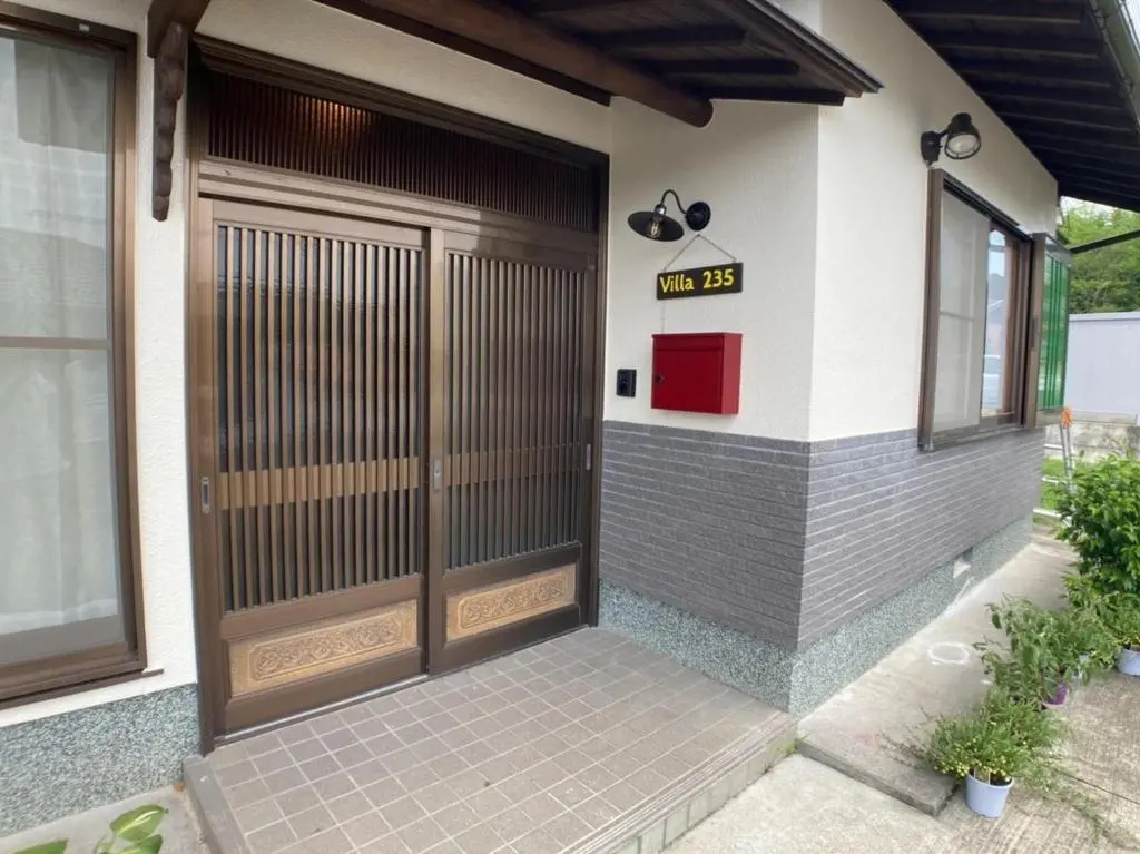 VILLA235