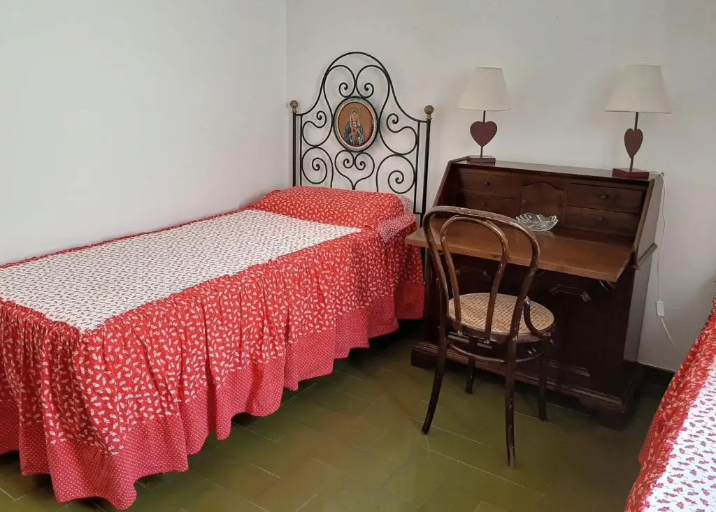 3 Bedrooms Cottage