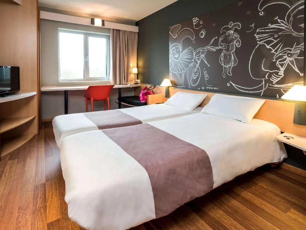 Double room (twin beds)