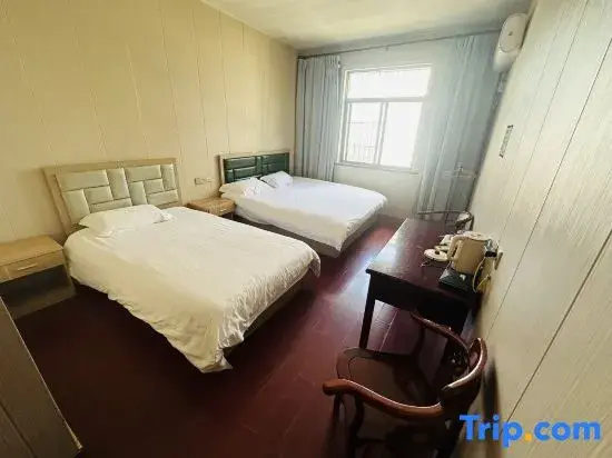 Standard Double Family room (twin beds)