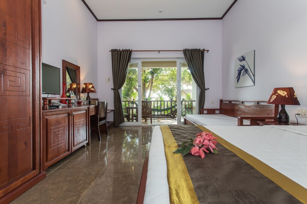 Sea Sense Resort