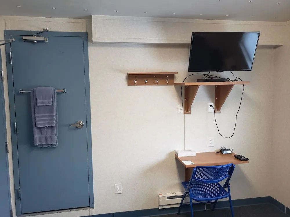 Target Hospitality-Williams County Lodge — фото 4