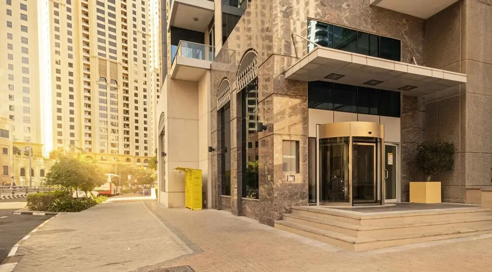 LUX | Marina Promenade 2 BR Prime location Apt