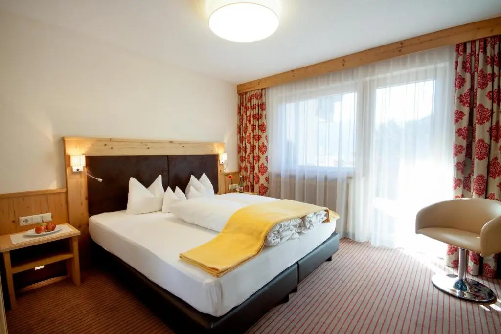 Standard Double room (full double bed)