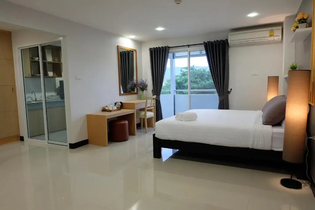 Superior Double room (full double bed)
