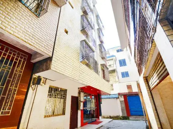 Guilin yiran Hotel (Weizhou Park Branch)