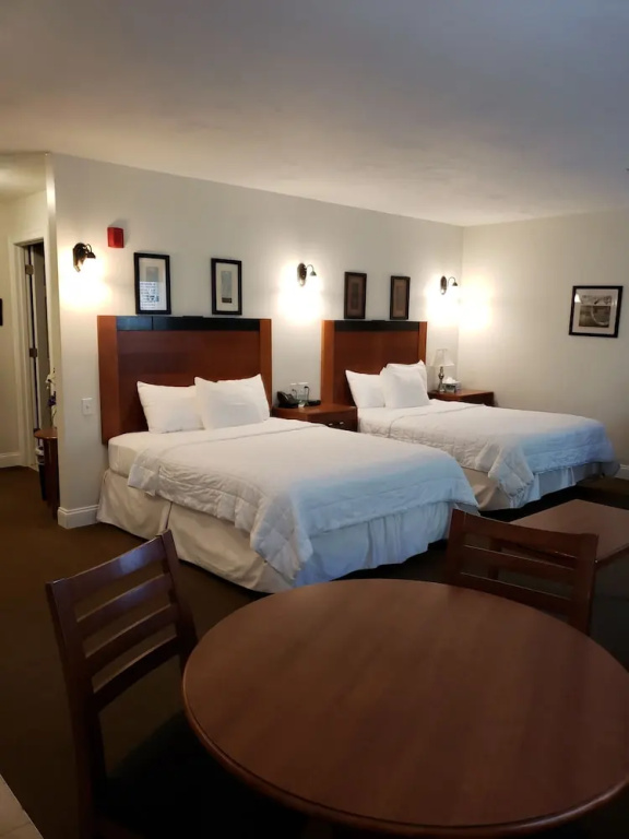 Superior Quadruple room