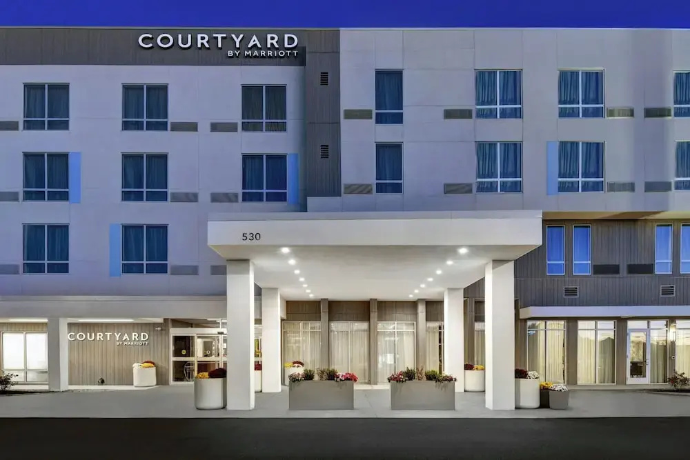 Courtyard Hamilton