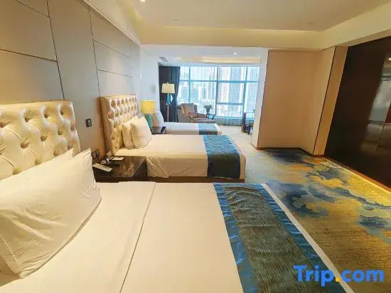 Standard Triple Family room