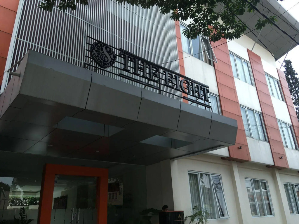 The Eight Hotel