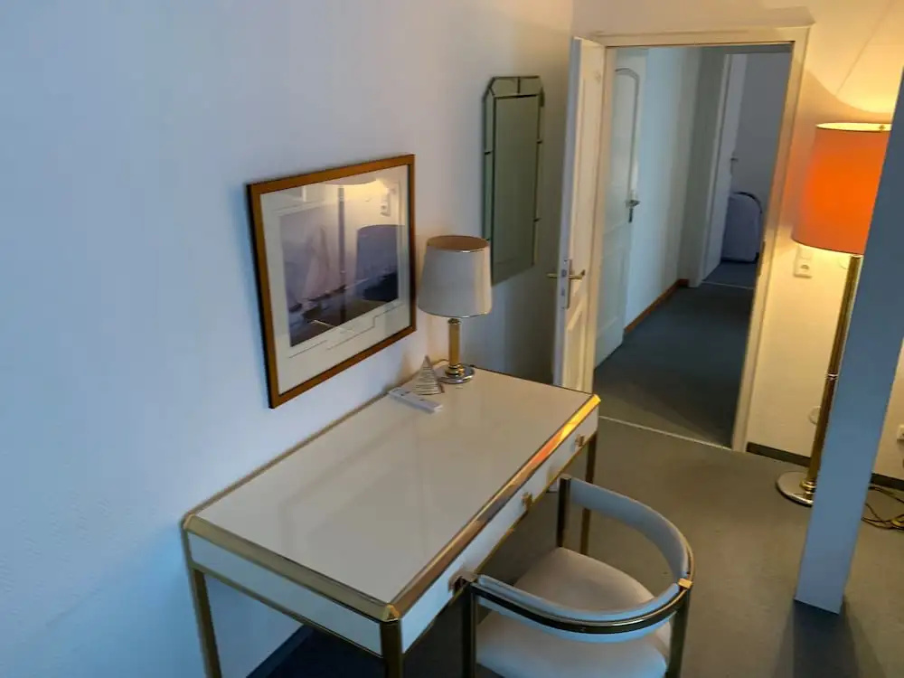 Standard Quadruple room with city view