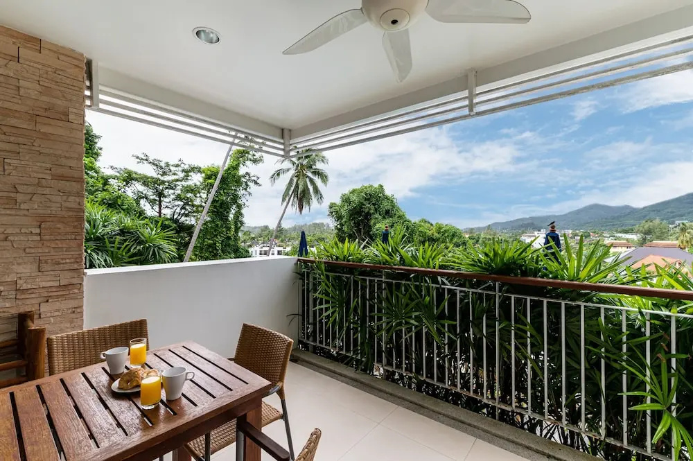 Balcony & Terrace