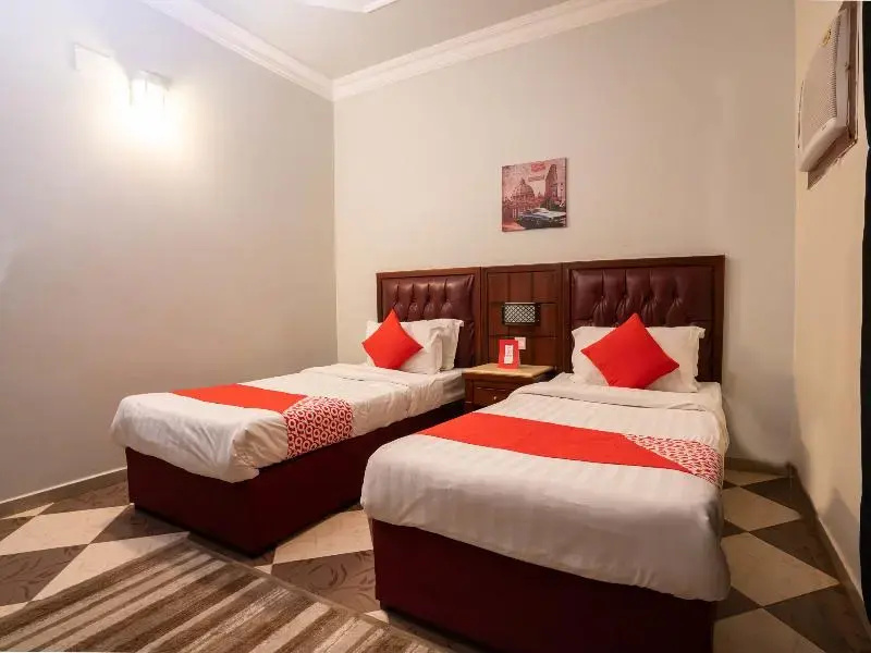 OYO 545 Golden Galaxies Furnished Units - фото 29