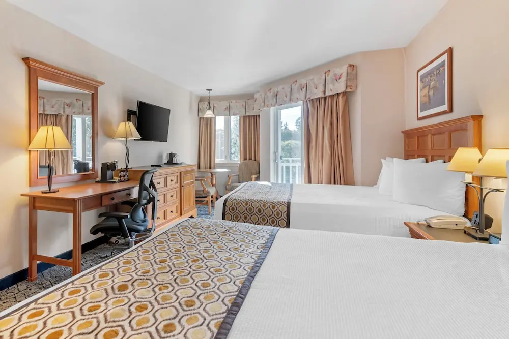 Standard Triple Family room