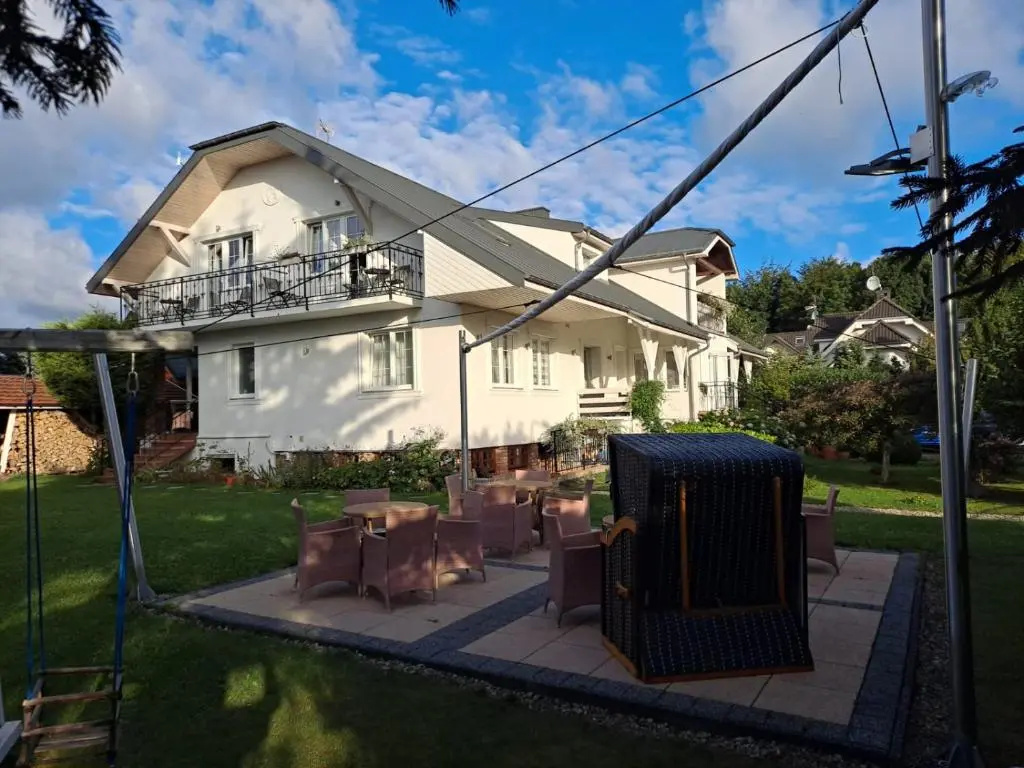 Standard Double room with balcony (full double bed)