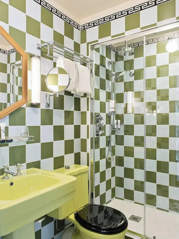 Superior Quadruple room