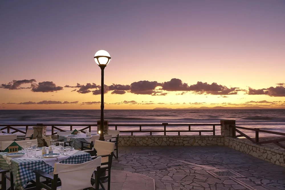 Beach & Waterfront