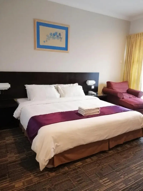 Superior Double room with balcony (full double bed)