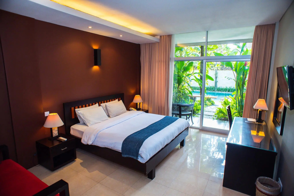 Executive Double room (full double bed)